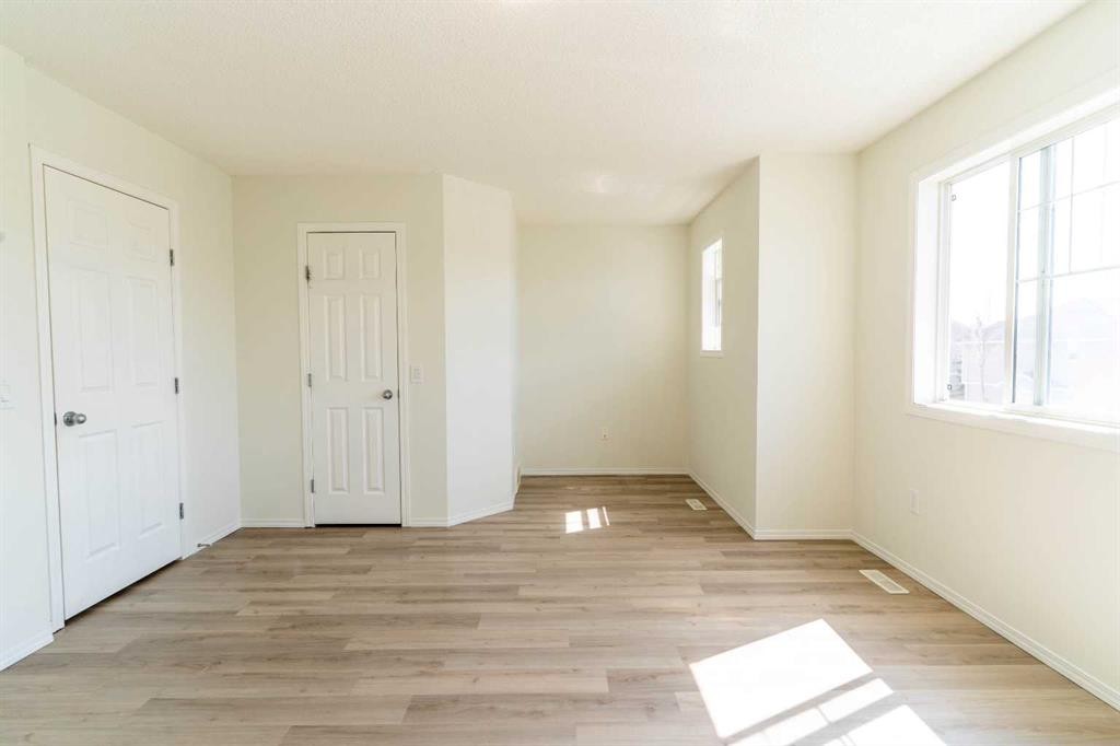 157 Country Village Manor Ne, Calgary, AB - Indoor Photo Showing Other Room