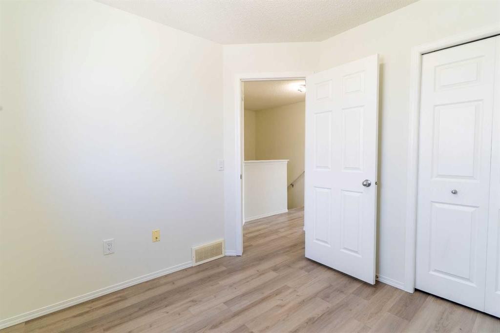 157 Country Village Manor Ne, Calgary, AB - Indoor Photo Showing Other Room