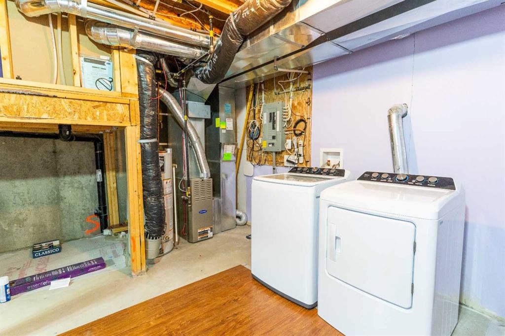 157 Country Village Manor Ne, Calgary, AB - Indoor Photo Showing Laundry Room