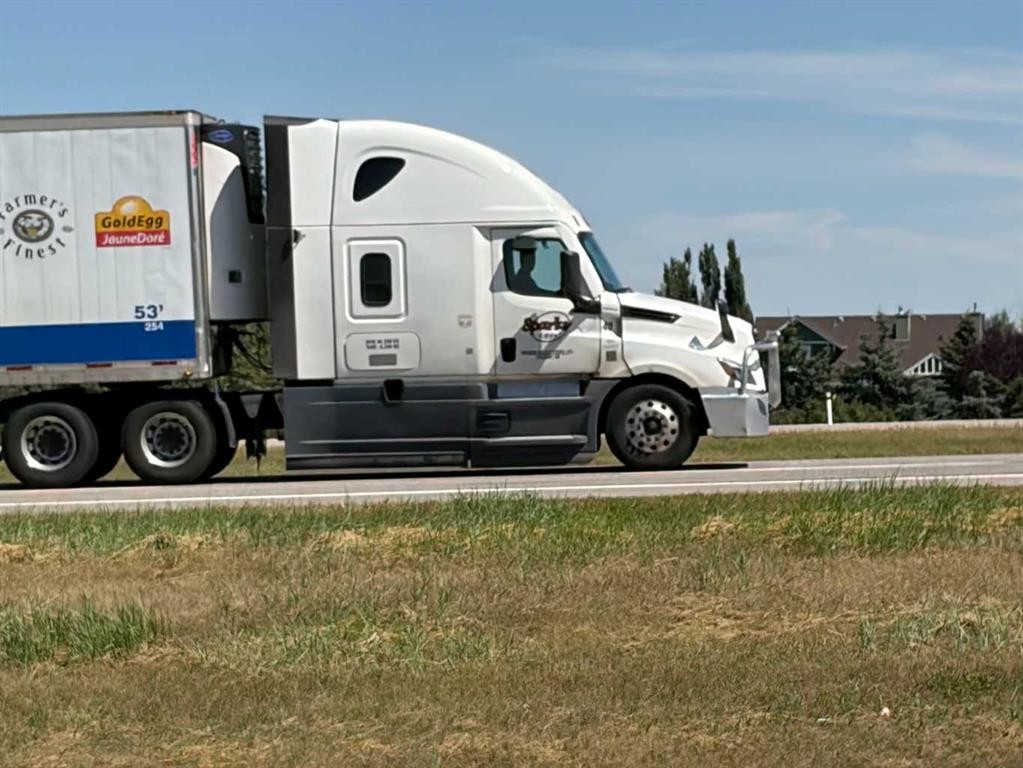 0 79 East, Aldersyde, AB