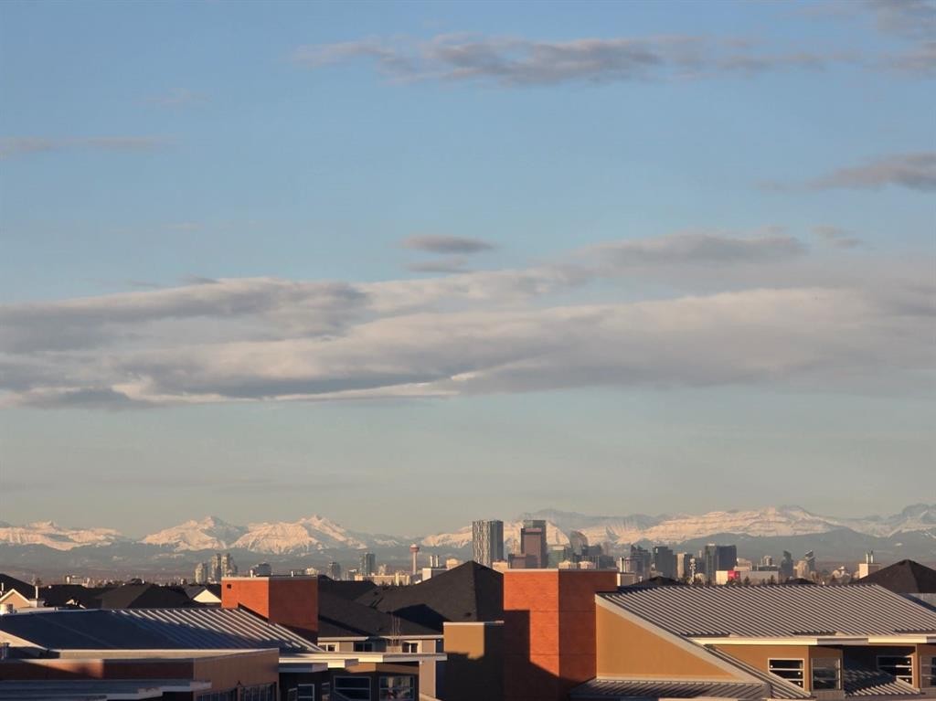 413-7210 80 Avenue Ne, Calgary, AB - Outdoor With View