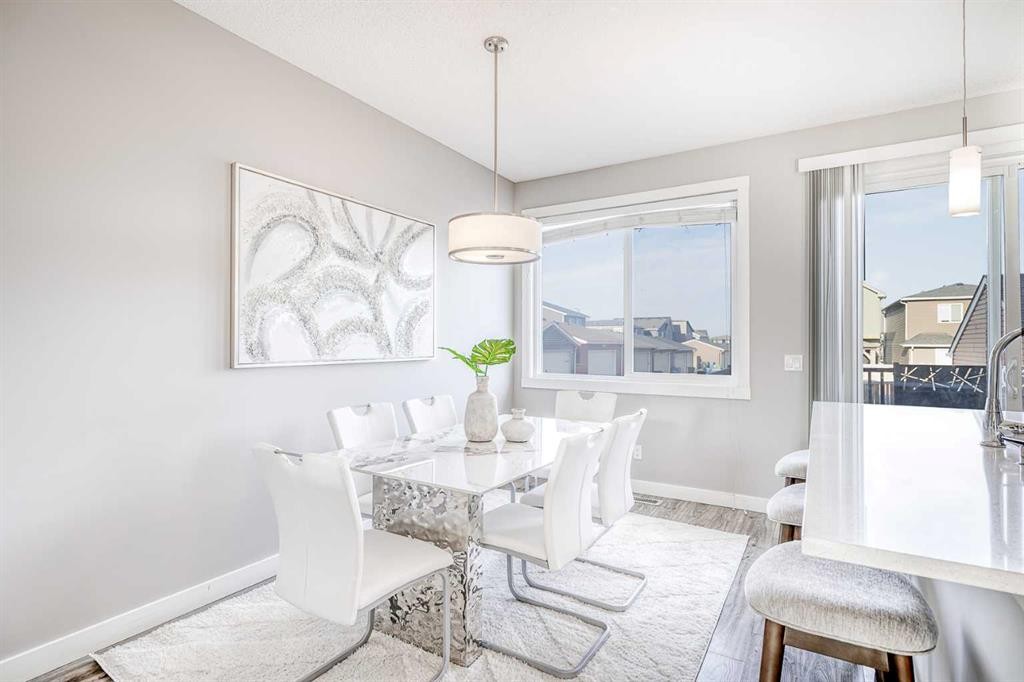 14902 1 Street Ne, Calgary, AB - Indoor Photo Showing Dining Room