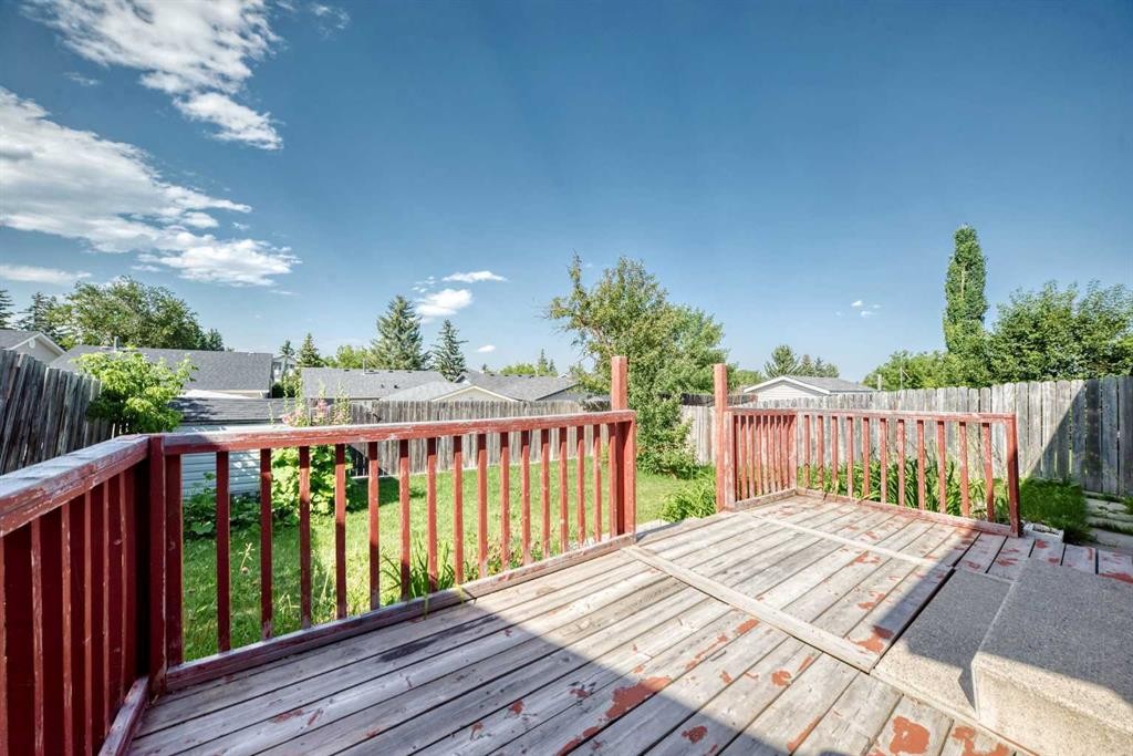 32 Macewan Park Link Nw, Calgary, AB - Outdoor With Deck Patio Veranda
