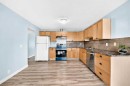 32 Macewan Park Link Nw, Calgary, AB  - Indoor Photo Showing Kitchen 