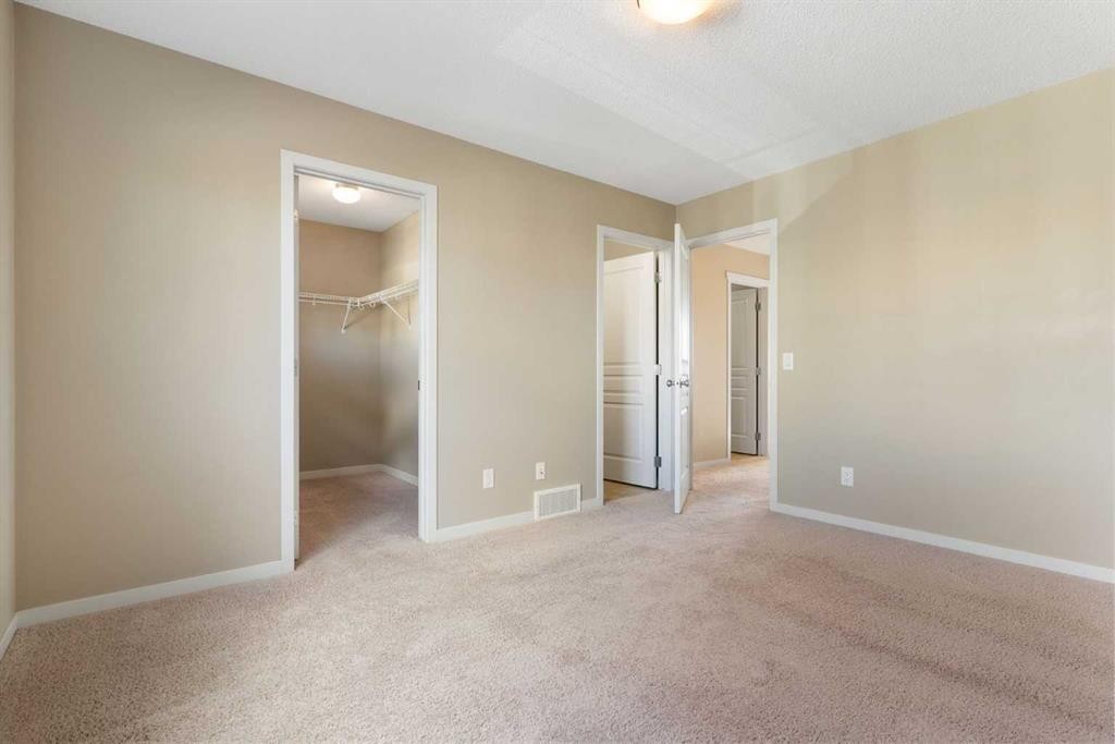 638 River Heights Crescent, Cochrane, AB - Indoor Photo Showing Other Room
