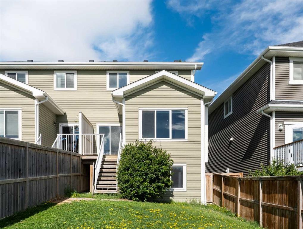 638 River Heights Crescent, Cochrane, AB - Outdoor