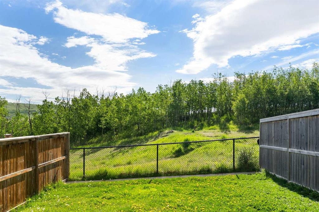 638 River Heights Crescent, Cochrane, AB - Outdoor