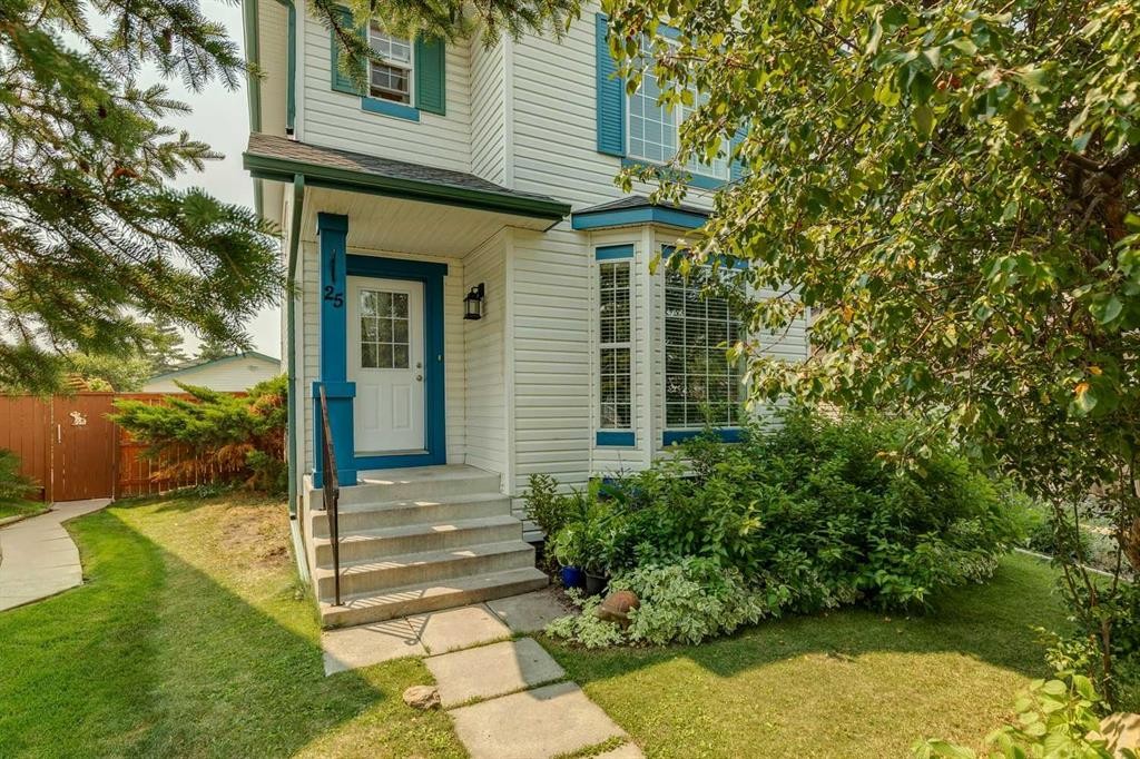 25 Coville Gardens Ne, Calgary, AB - Outdoor