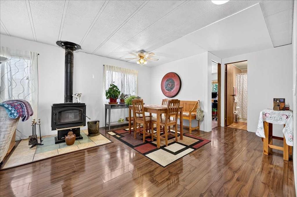 88 Big Hill Way Se, Airdrie, AB - Indoor Photo Showing Other Room