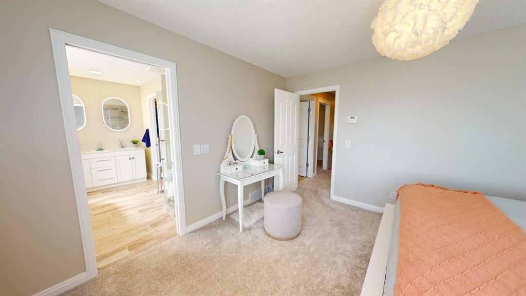 47 Chapman Circle Se, Calgary, AB - Indoor