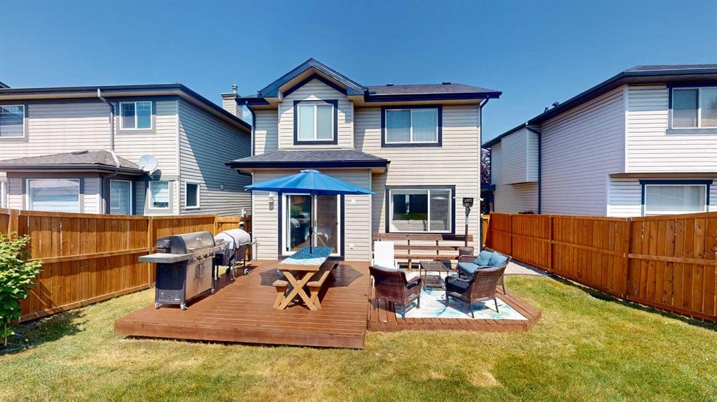 47 Chapman Circle Se, Calgary, AB - Outdoor With Deck Patio Veranda With Exterior