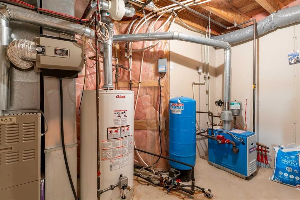 34055 Range Road 24, Rural Mountain View County, AB - Indoor Photo Showing Basement