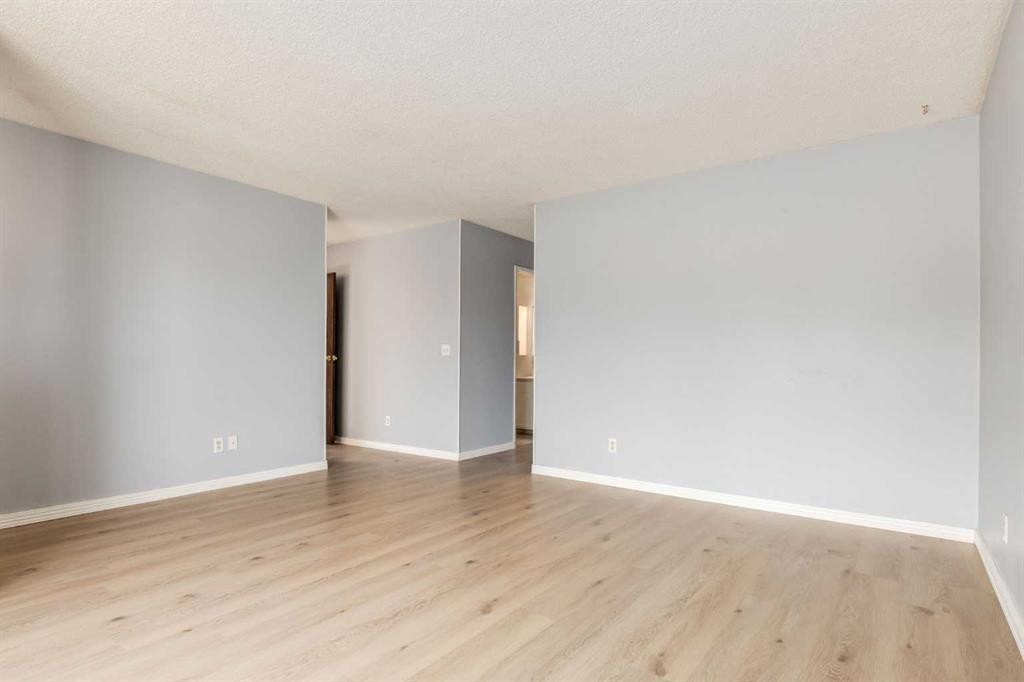 71 Rivervalley Crescent Se, Calgary, AB
