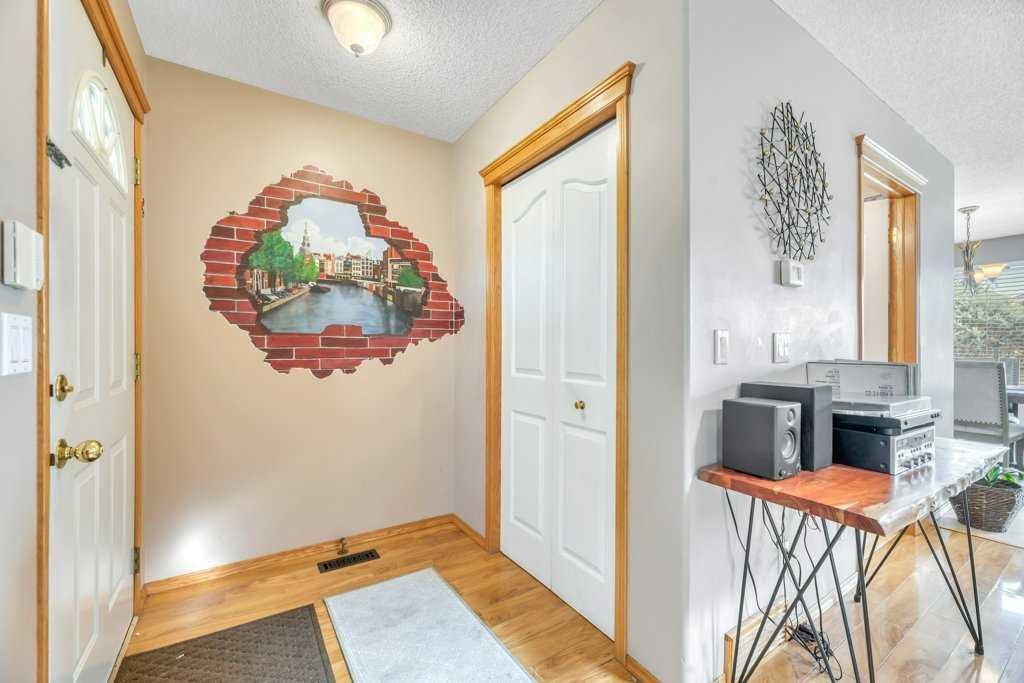 118 Tarington Close Ne, Calgary, AB - Indoor Photo Showing Other Room