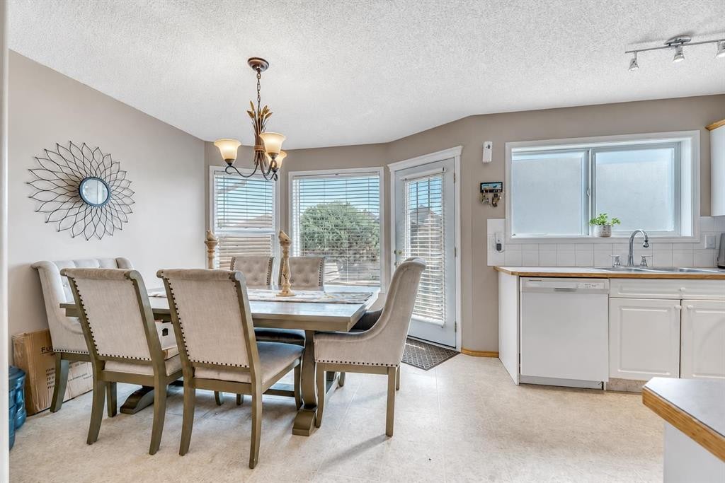 118 Tarington Close Ne, Calgary, AB - Indoor Photo Showing Dining Room