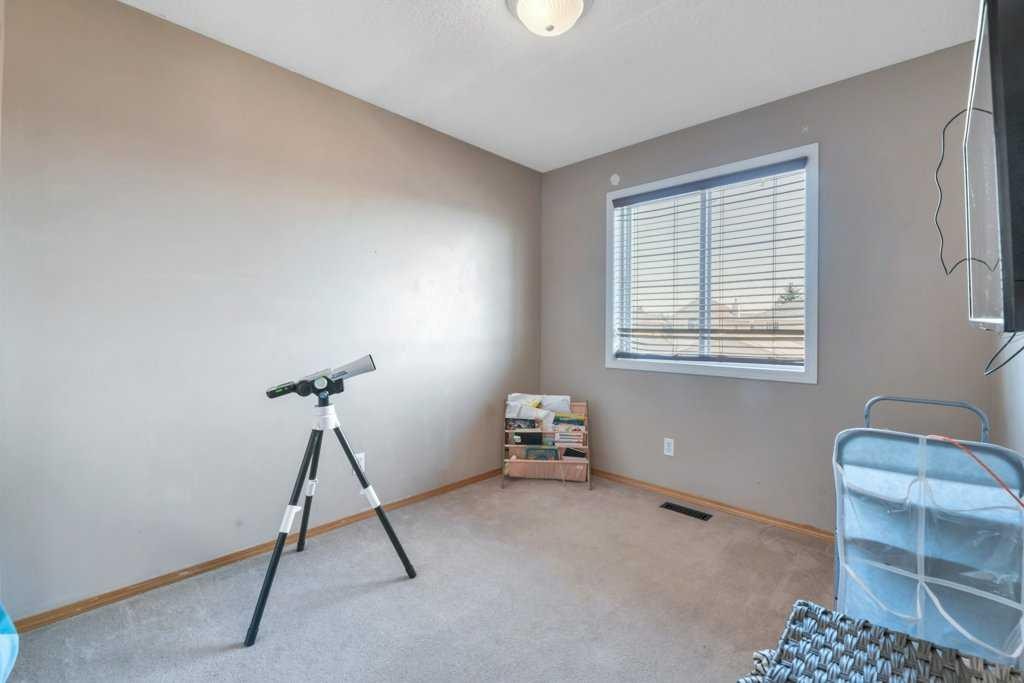 118 Tarington Close Ne, Calgary, AB - Indoor