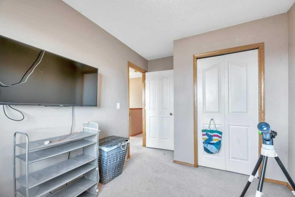 118 Tarington Close Ne, Calgary, AB - Indoor