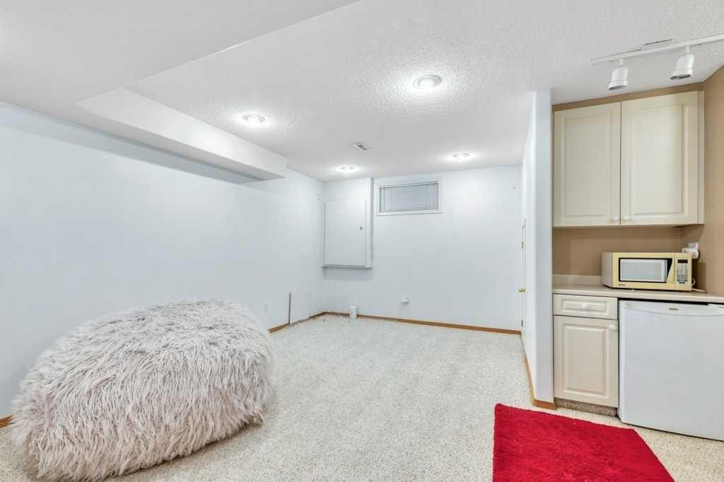 118 Tarington Close Ne, Calgary, AB - Indoor