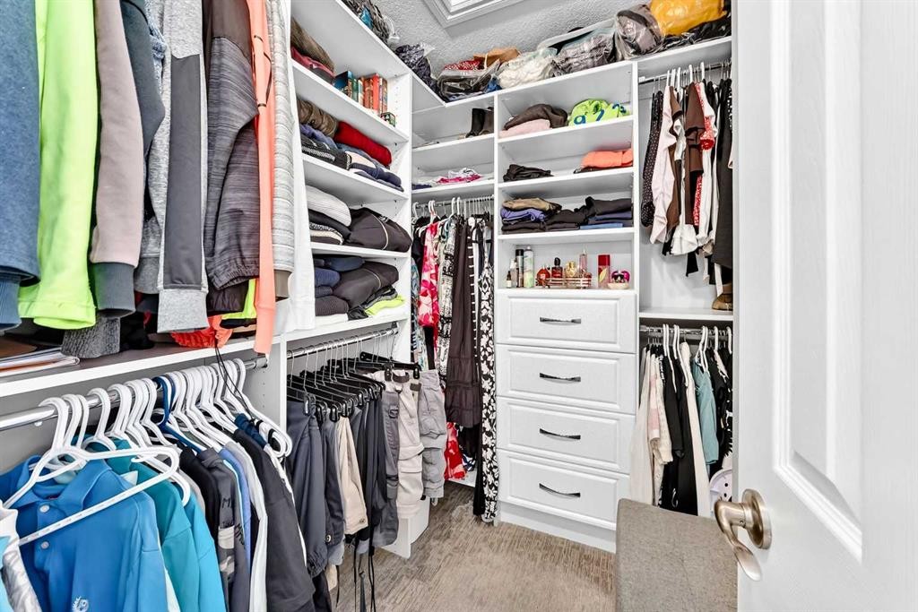 152 Royal Oak Terrace Nw, Calgary, AB - Indoor With Storage