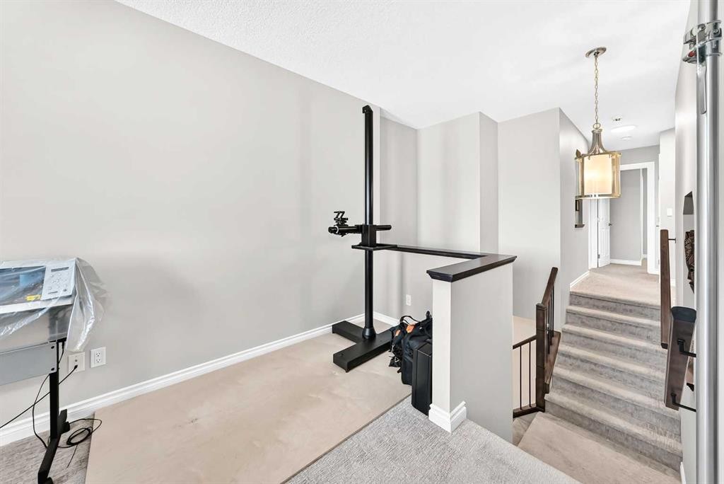 152 Royal Oak Terrace Nw, Calgary, AB - Indoor Photo Showing Gym Room