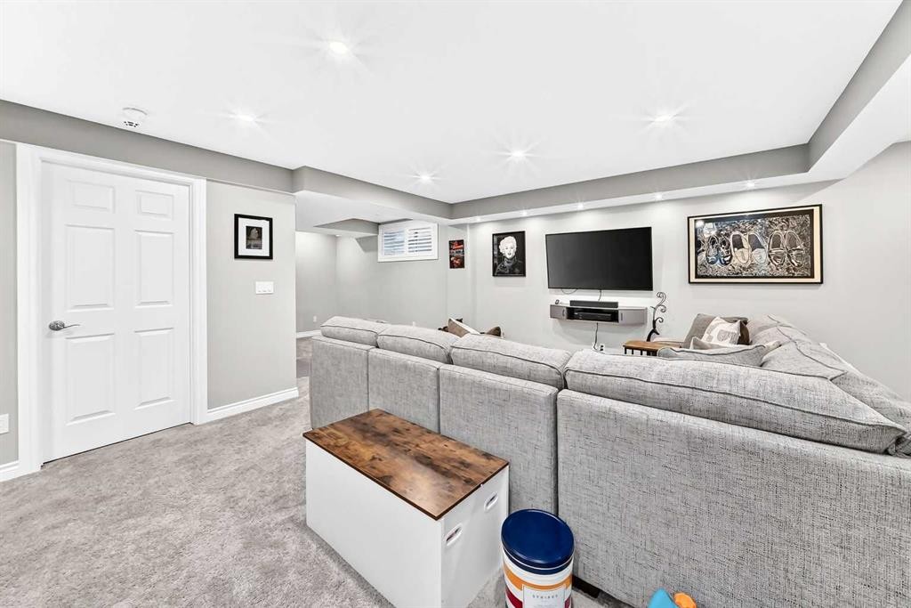 152 Royal Oak Terrace Nw, Calgary, AB - Indoor