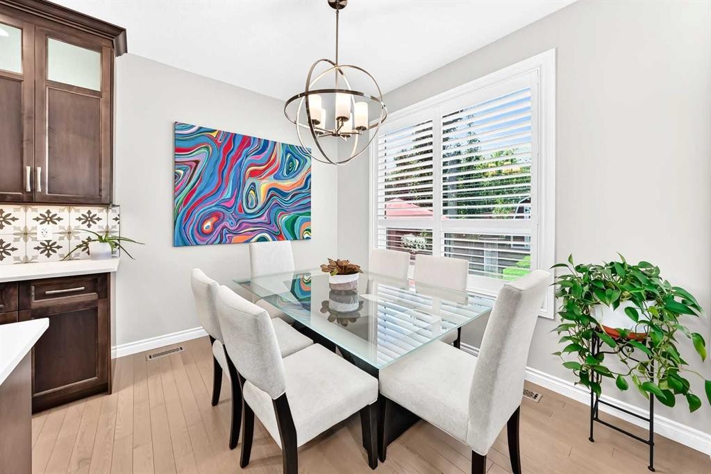 152 Royal Oak Terrace Nw, Calgary, AB - Indoor Photo Showing Dining Room