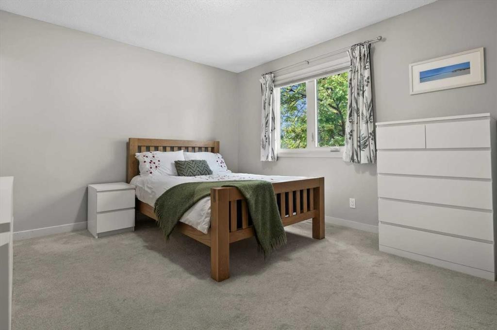 424 Silver Valley Drive Nw, Calgary, AB