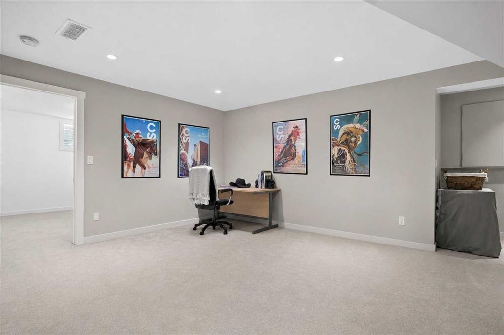 424 Silver Valley Drive Nw, Calgary, AB