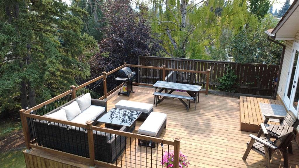 424 Silver Valley Drive Nw, Calgary, AB