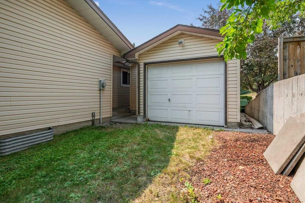 424 Silver Valley Drive Nw, Calgary, AB