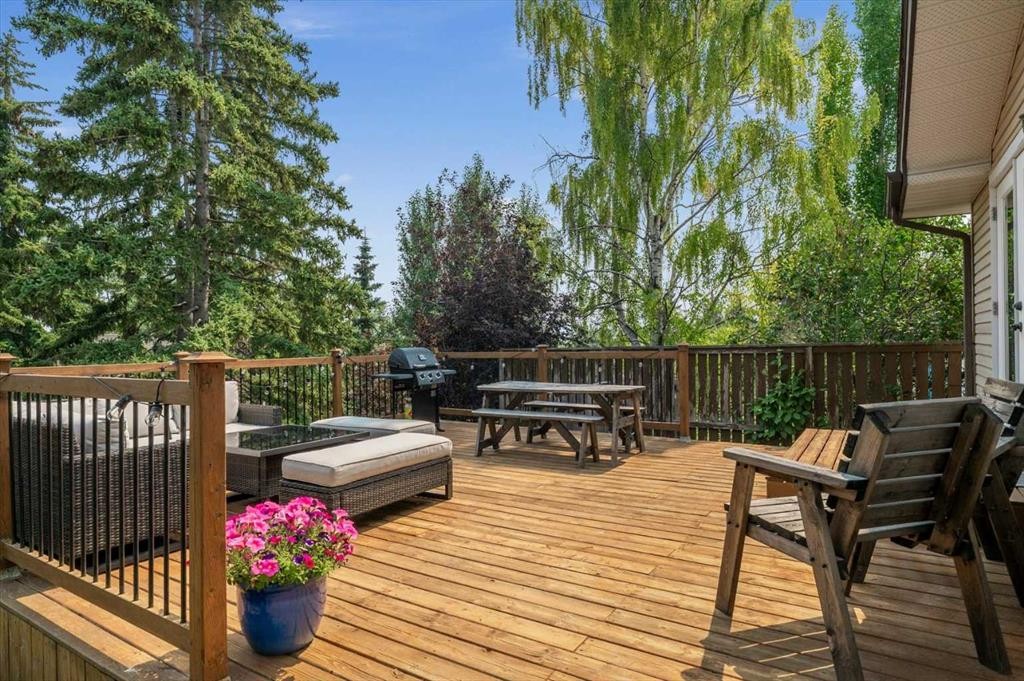 424 Silver Valley Drive Nw, Calgary, AB