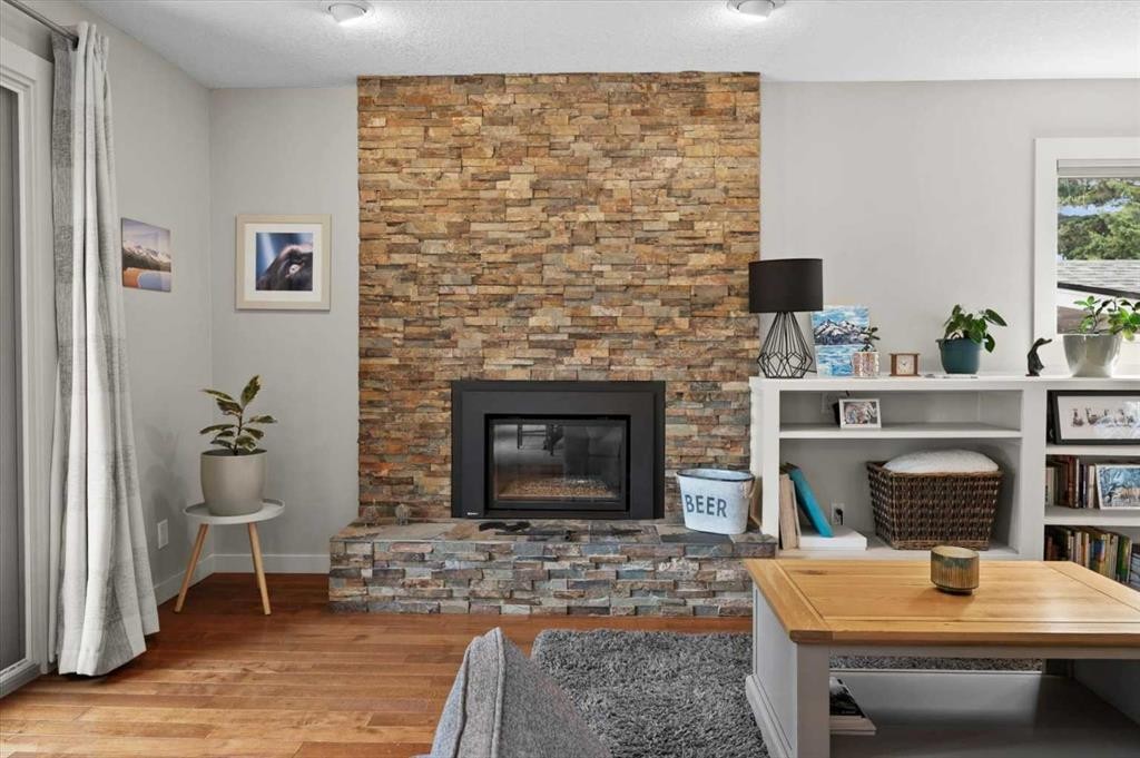 424 Silver Valley Drive Nw, Calgary, AB
