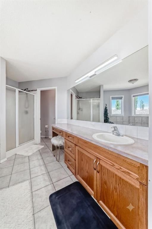 382 Cove Road, Chestermere, AB - Indoor Photo Showing Bathroom