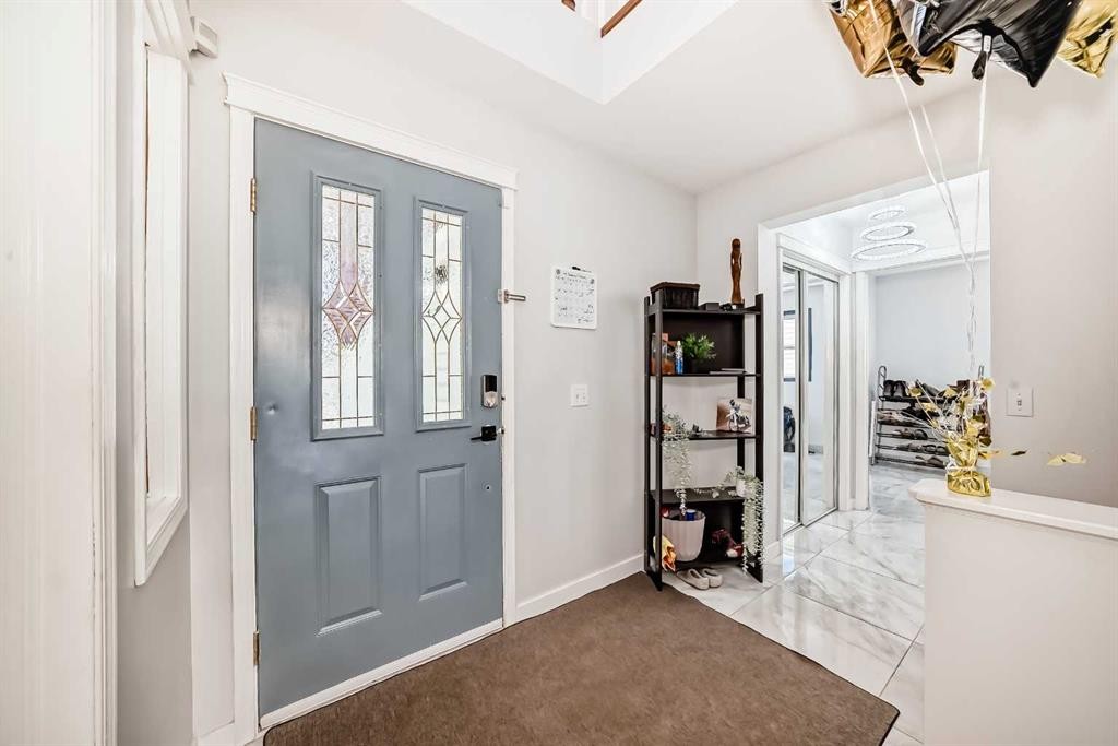 382 Cove Road, Chestermere, AB - Indoor Photo Showing Other Room