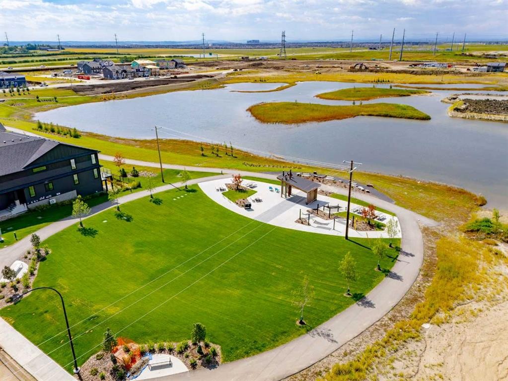 872 Sora Boulevard Se, Calgary, AB - Outdoor With View