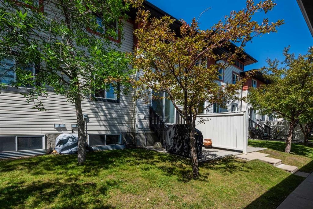 34 Eversyde Common Sw, Calgary, AB - Outdoor