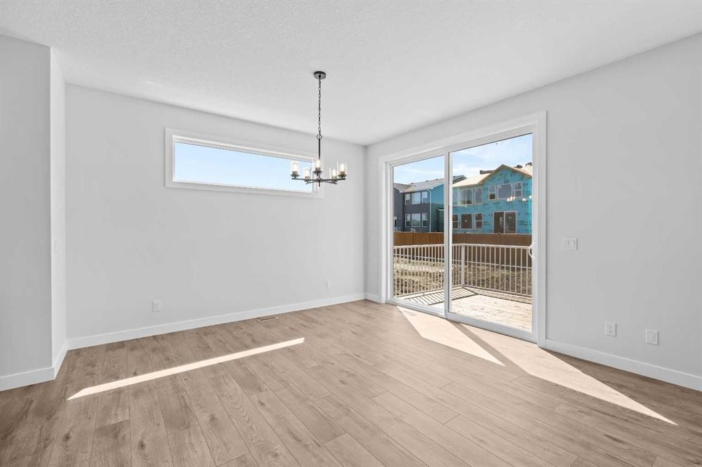 35 Creekside Rise Sw, Calgary, AB - Indoor