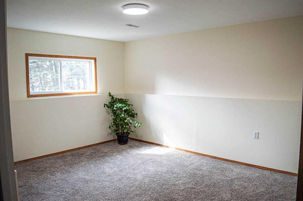 145-37411 Waskasoo Avenue, Rural Red Deer County, AB - Indoor Photo Showing Other Room