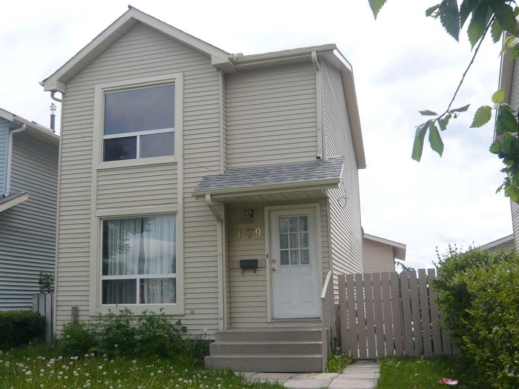 179 Falshire Drive Ne, Calgary, AB - Outdoor