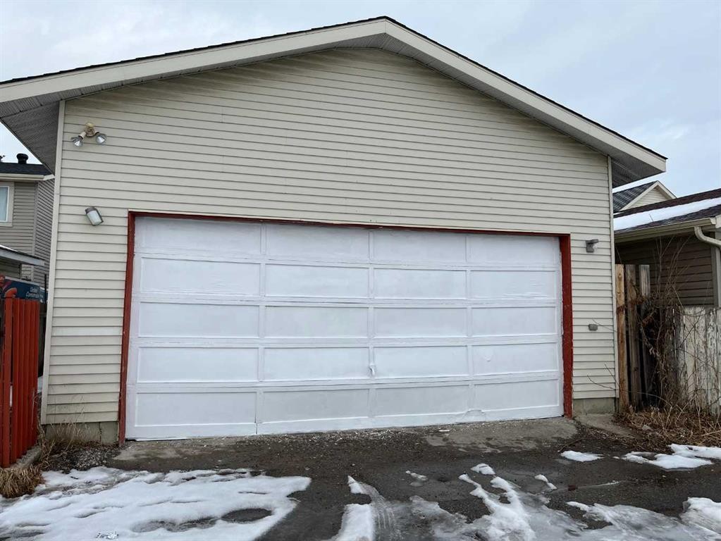 179 Falshire Drive Ne, Calgary, AB - Outdoor With Exterior
