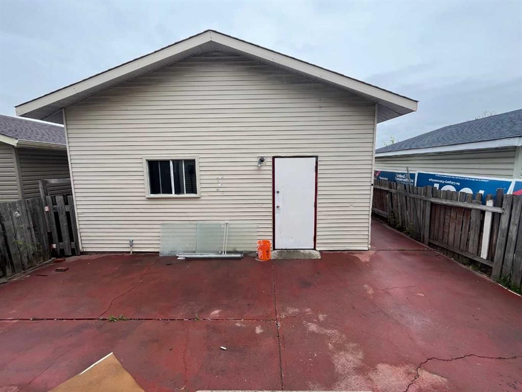 179 Falshire Drive Ne, Calgary, AB - Outdoor With Exterior