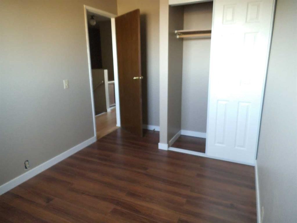 179 Falshire Drive Ne, Calgary, AB - Indoor Photo Showing Other Room