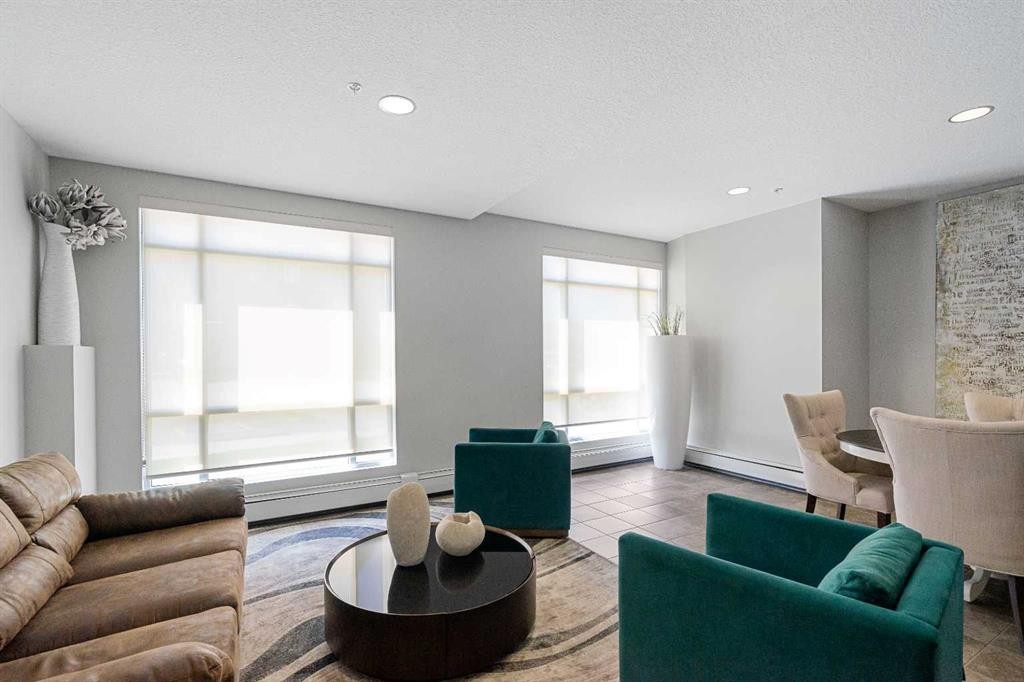 2307-604 East Lake Boulevard Ne, Airdrie, AB - Indoor Photo Showing Living Room