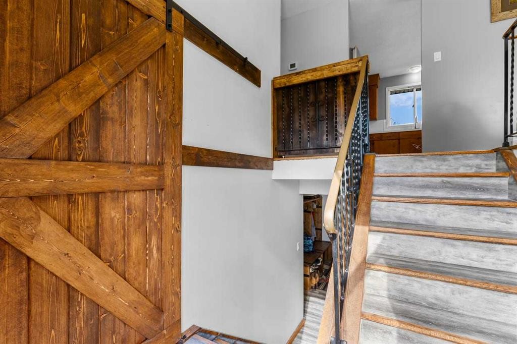 466054 113 Street East, Rural Foothills County, AB - Indoor Photo Showing Other Room