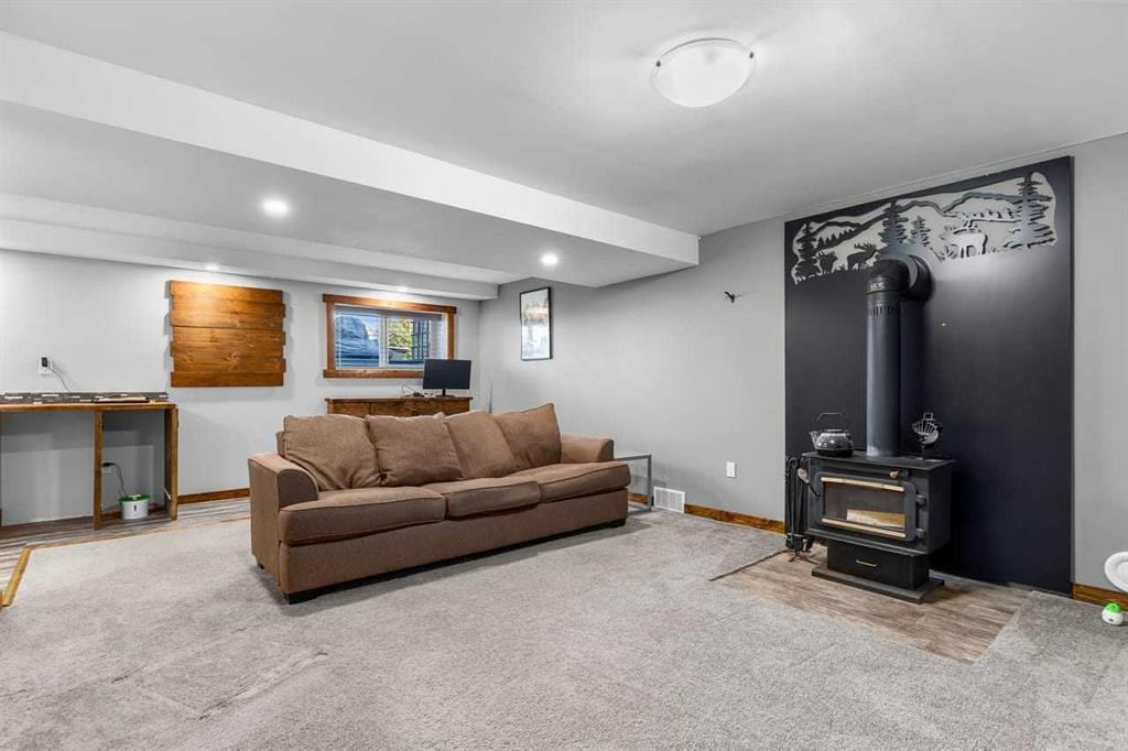 466054 113 Street East, Rural Foothills County, AB - Indoor Photo Showing Basement
