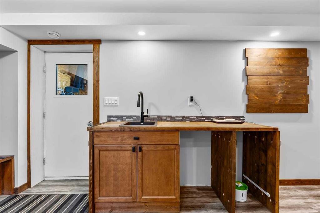 466054 113 Street East, Rural Foothills County, AB - Indoor Photo Showing Other Room