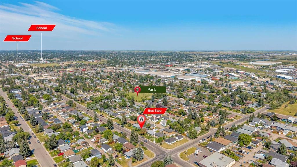 2614 44 Street Se, Calgary, AB - Outdoor With View