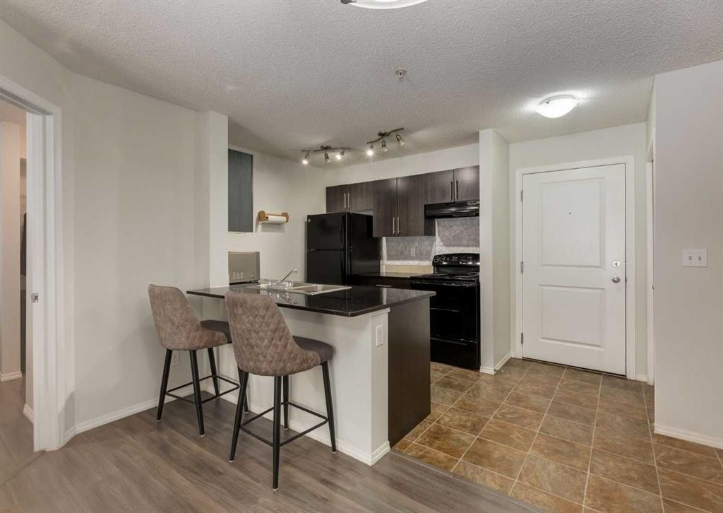 113-2715 12 Avenue Se, Calgary, AB