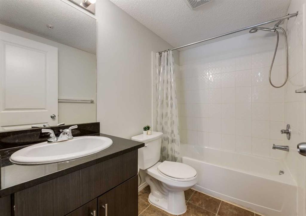 113-2715 12 Avenue Se, Calgary, AB