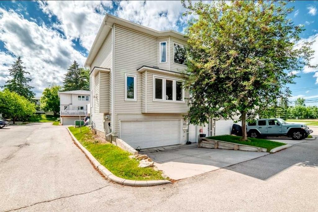 672 Killarney Glen Court Sw, Calgary, AB - Outdoor